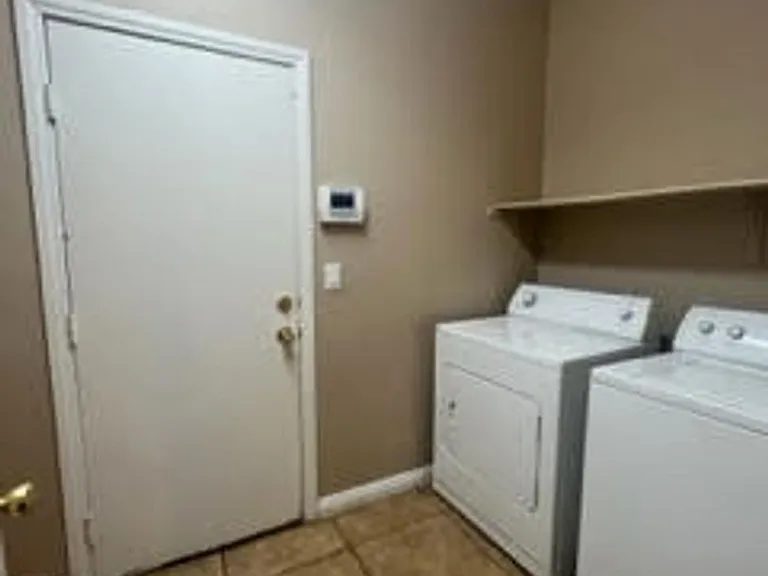 10784 Royal Jasmine Ln — Photo 14