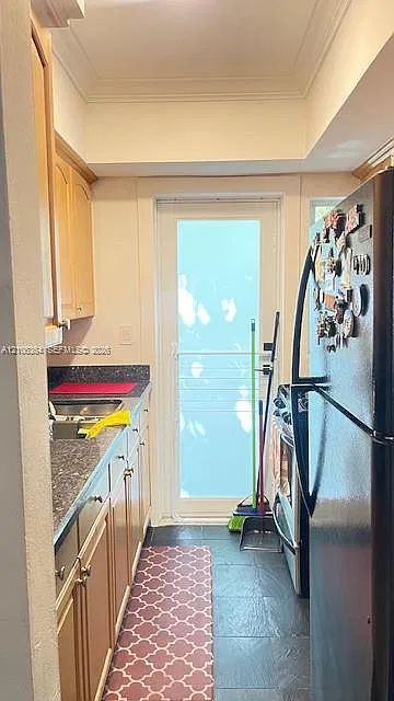 Windsor Terrace Condo — Photo 4