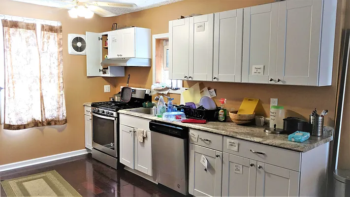 Rented by Sterling Realty Solution Inc | media 7