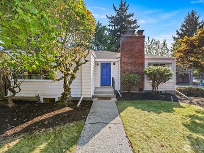 1911 NE 107th Street, Seattle, WA, 98125