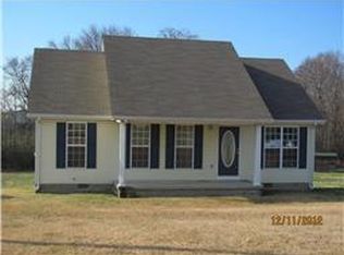 50 Ridgeline Dr, Fayetteville, TN 37334