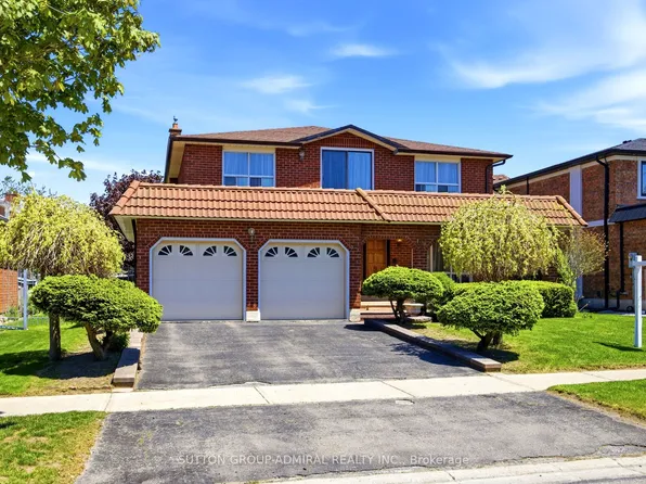 108 Benjamin Dr, Vaughan, ON L4L 1H9
