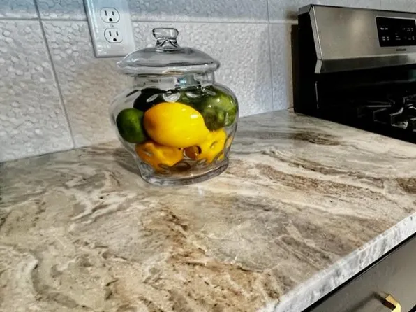 57 Kennedy Way, Keansburg, NJ 07734