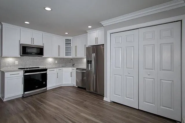 Fairfield Townhouses At Holtsville — Photo 8