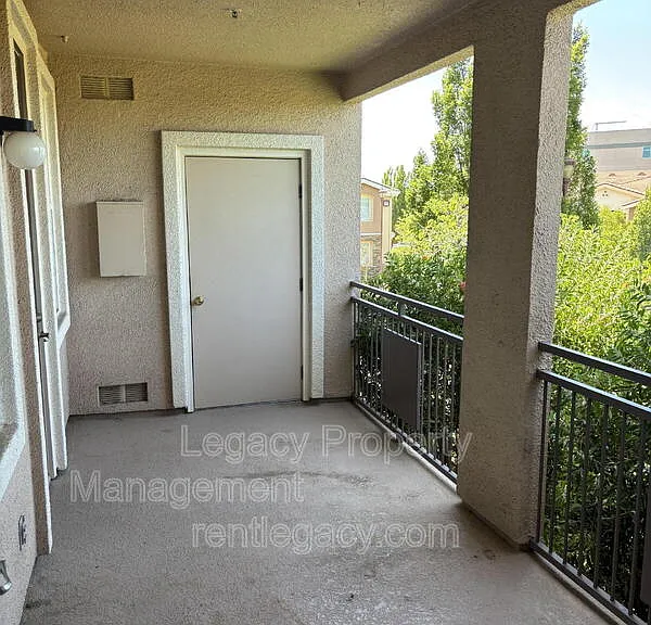 1501 Secret Ravine Pkwy #721 — Photo 8