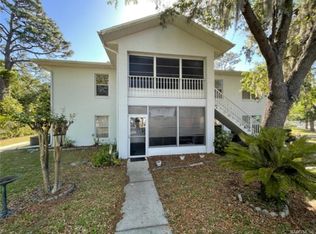 845 SE Mayo Dr, Crystal River, FL 34429