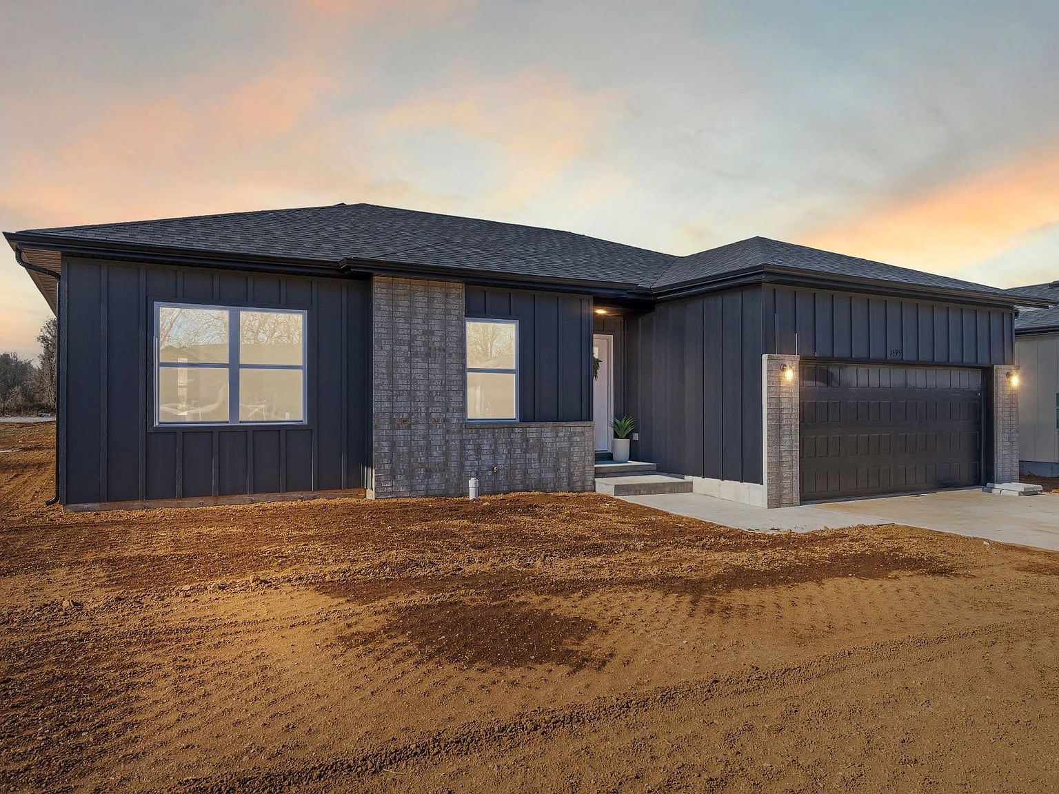 1596 S Jaylin Ave, Springfield, MO 65802 | Zillow