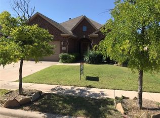 604 Darlington Trl, Fort Worth, TX 76131