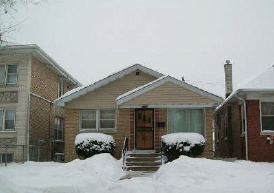 1st image of 2926 N Mulligan Ave