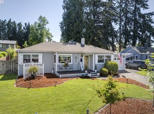 242 NE 9th Ave, Hillsboro, OR