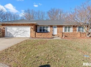 13 Sarah Ave, Springfield, IL 62703