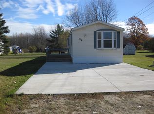 99 S Nellsville Rd, Houghton Lake, MI 48629