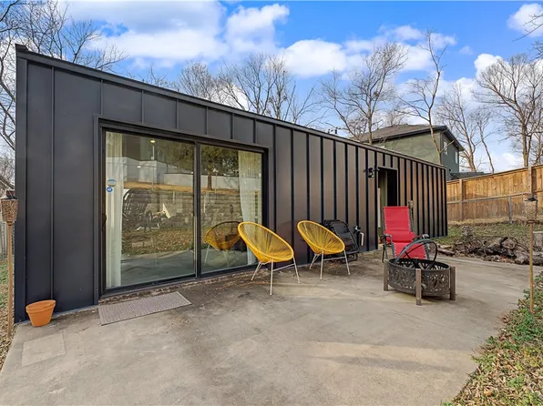 560 N Fallin Ave, Fayetteville, AR 72701