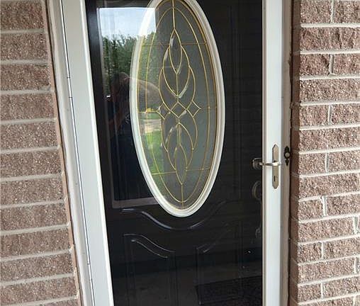 3rd image of 5305 Leicester Ct