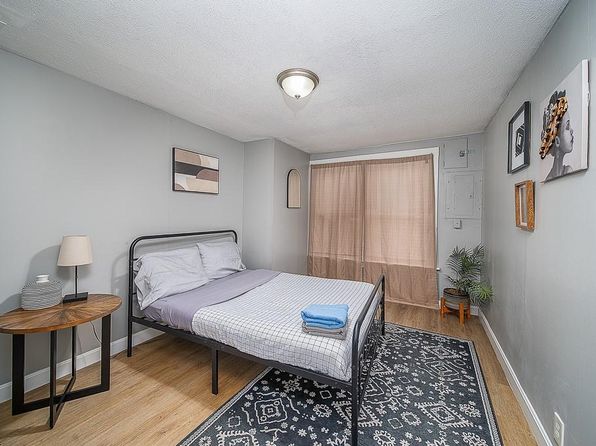 warwick-rhode-island-65962312 picture