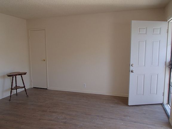 4th image of 521 E Monte Vista Ave #B