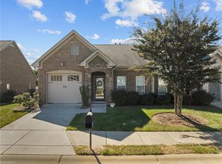 1926 Tweed Ln, Burlington, NC 27215