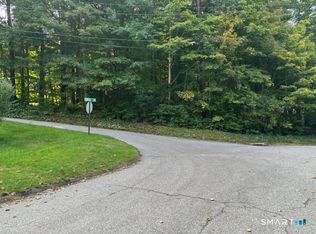 2 Kimmick Road, Old Lyme, CT 06371
