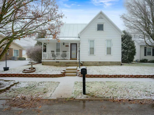 462 Thompson St, Winchester, IN 47394