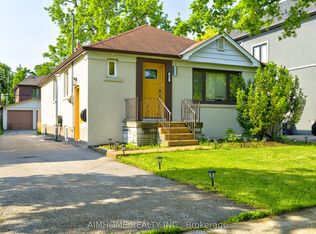 97 Edgecroft Rd, Toronto, ON M8Z2C2