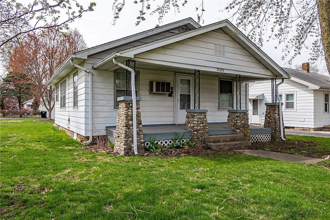 1505 N Ellen Ave photo 1