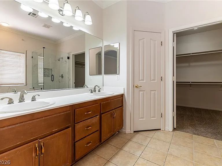 4432 Lobero Ave — Photo 10