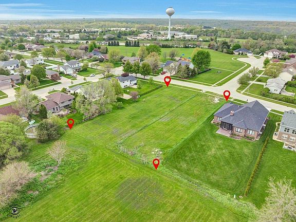 3rd image of 1698 Grand Prairie Dr