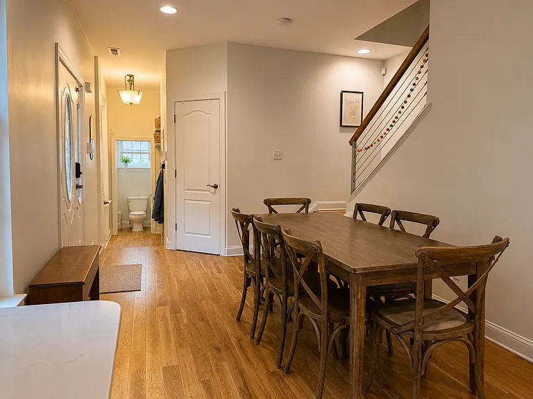 1014 S 22nd St — Photo 25