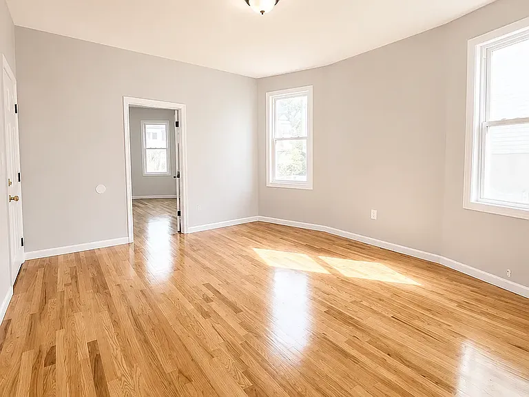 29 Baldwin Ave #2 — Photo 8