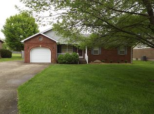 105 Scenic Dr, Bardstown, KY 40004