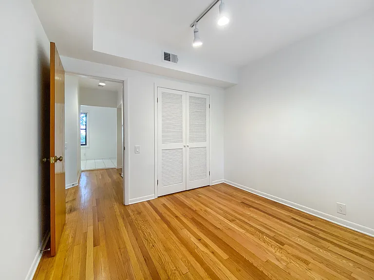 2106 W Concord Pl #2E — Photo 10