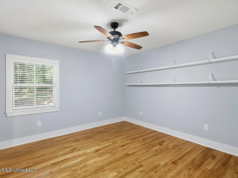 117 McCree Dr — Photo 30