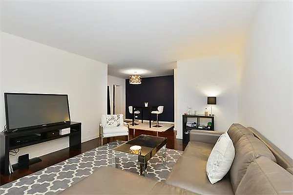 Sold by Kian Realty | media 7