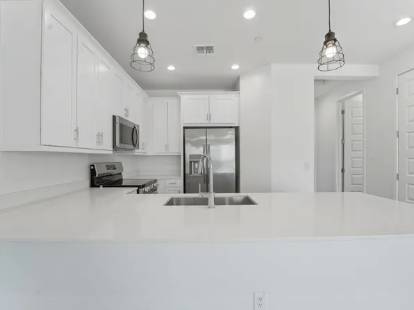 4063 E Amoroso Dr, Gilbert, AZ 85296