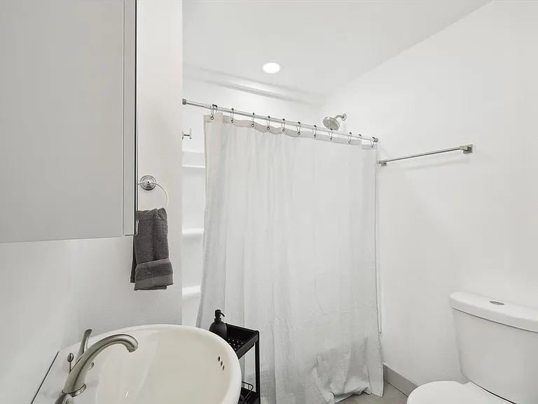 2508 Nokomis Rd — Photo 31
