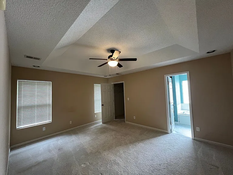 253 Riverrun Dr — Photo 36