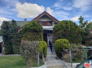 417 W 52nd St, Los Angeles, CA 90037
