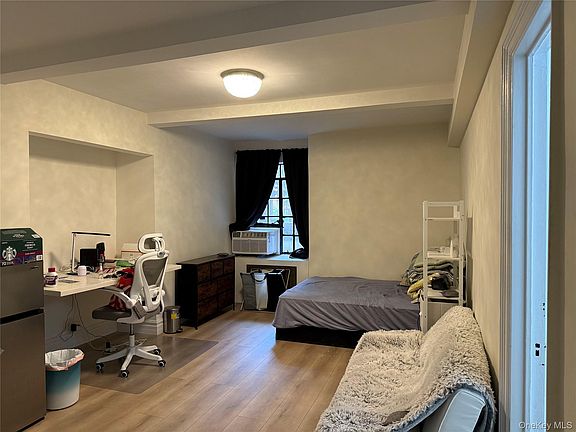 3rd image of 5 Tudor City Place #207