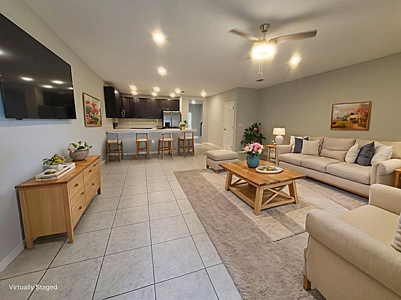 3rd image of 4863 Coral Castle Dr