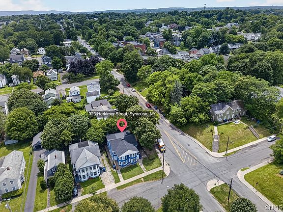 2nd image of 323 Herkimer St #25