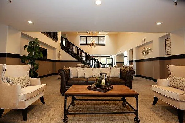 10134 W Mohawk Ln — Photo 50
