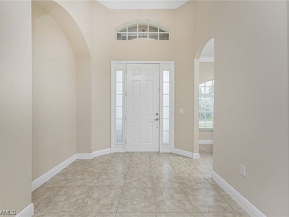 4th image of 5828 Pine Ln
