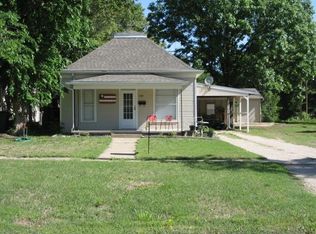509 NE 7th St, Abilene, KS 67410