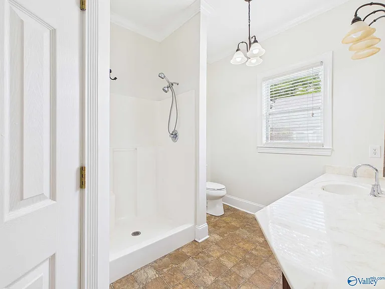 501 Prospect Dr SE — Photo 22