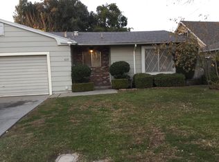 839 E Robinhood Dr, Stockton, CA 95207