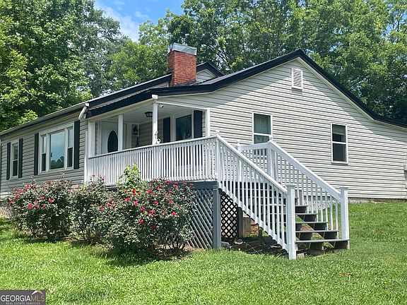 2nd image of 21 Newton St