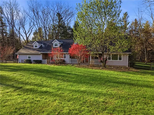 7092 Mercer Rd, Polk, PA 16342