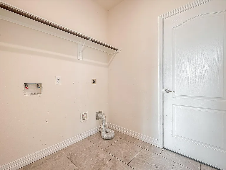 223 Sintra Lake Way — Photo 18