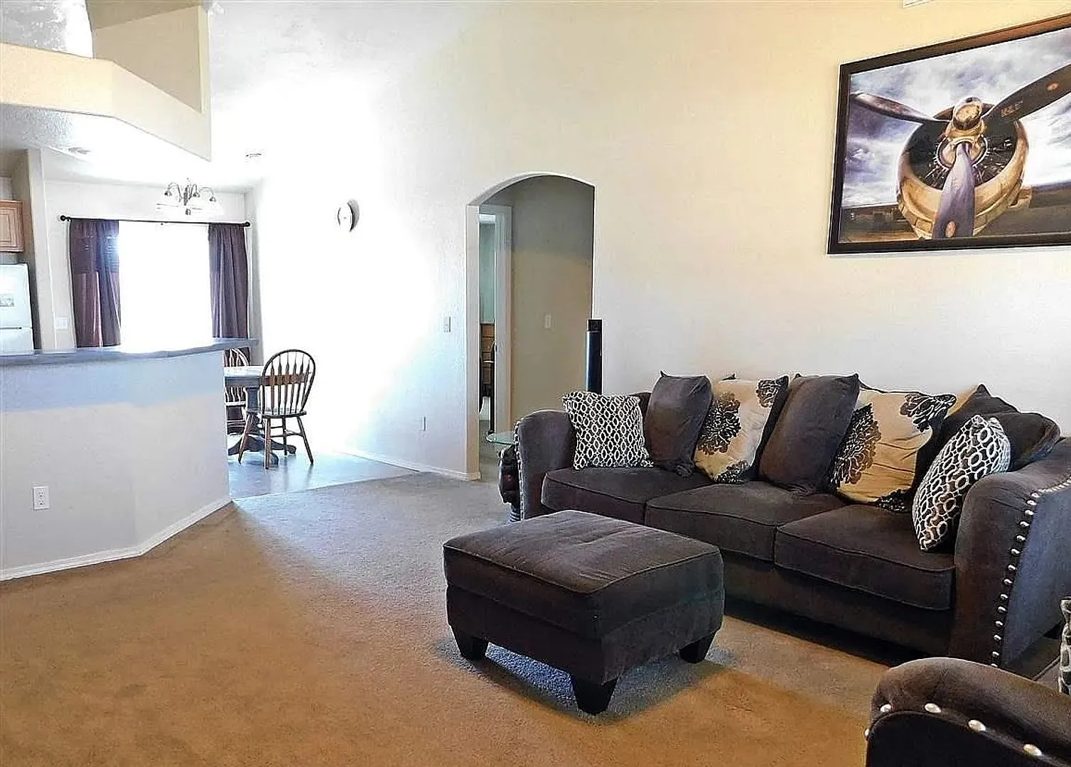 Adorable 3 bed 2 bath home in Meridian just off Locust Grove and Amity — Photo 2