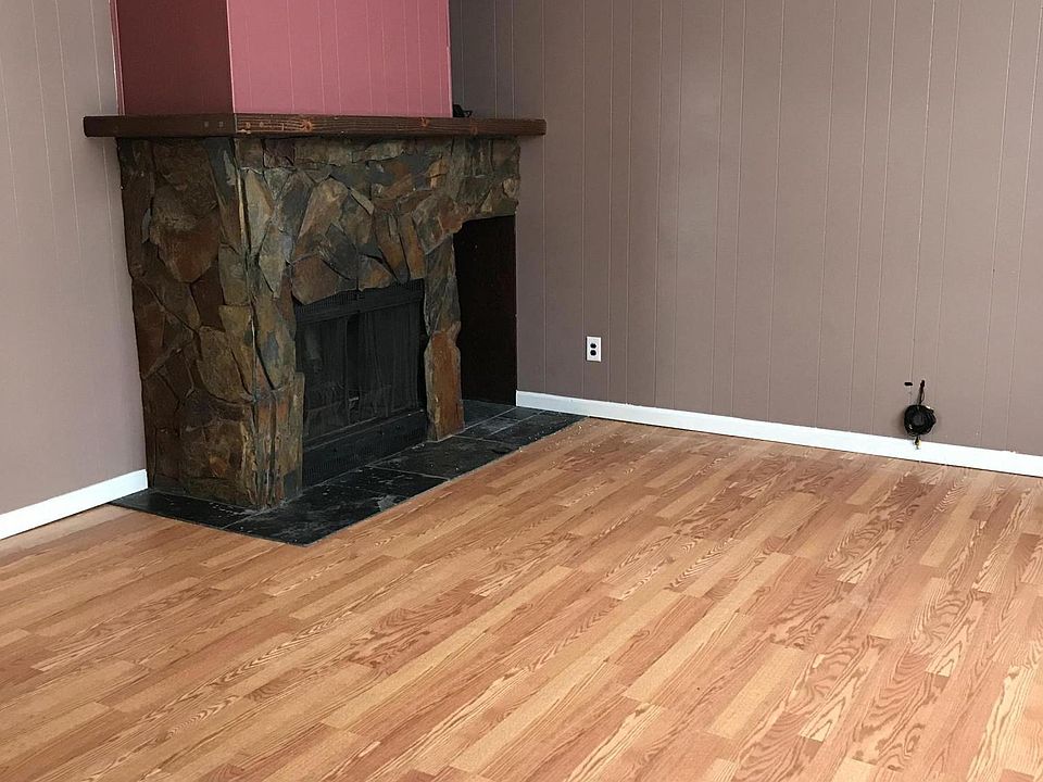 2nd image of 8962 Forest Village Dr